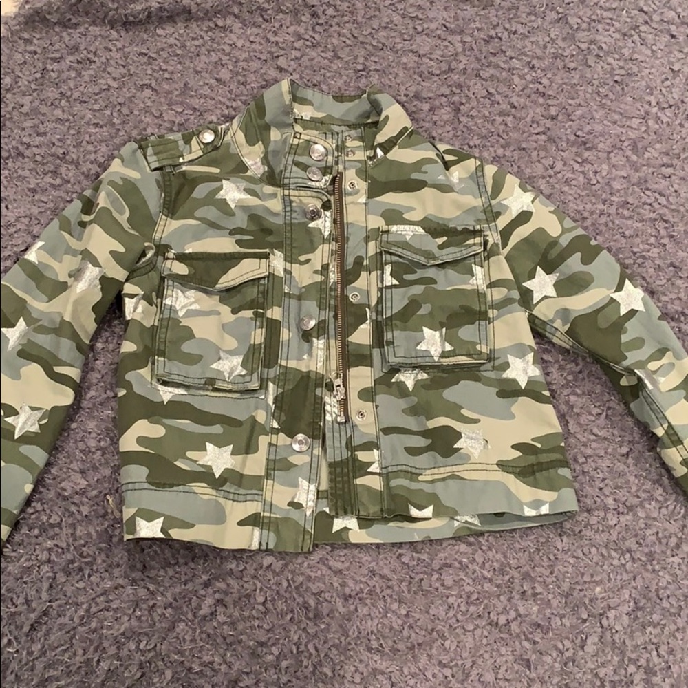 Gap camo star denim jacket